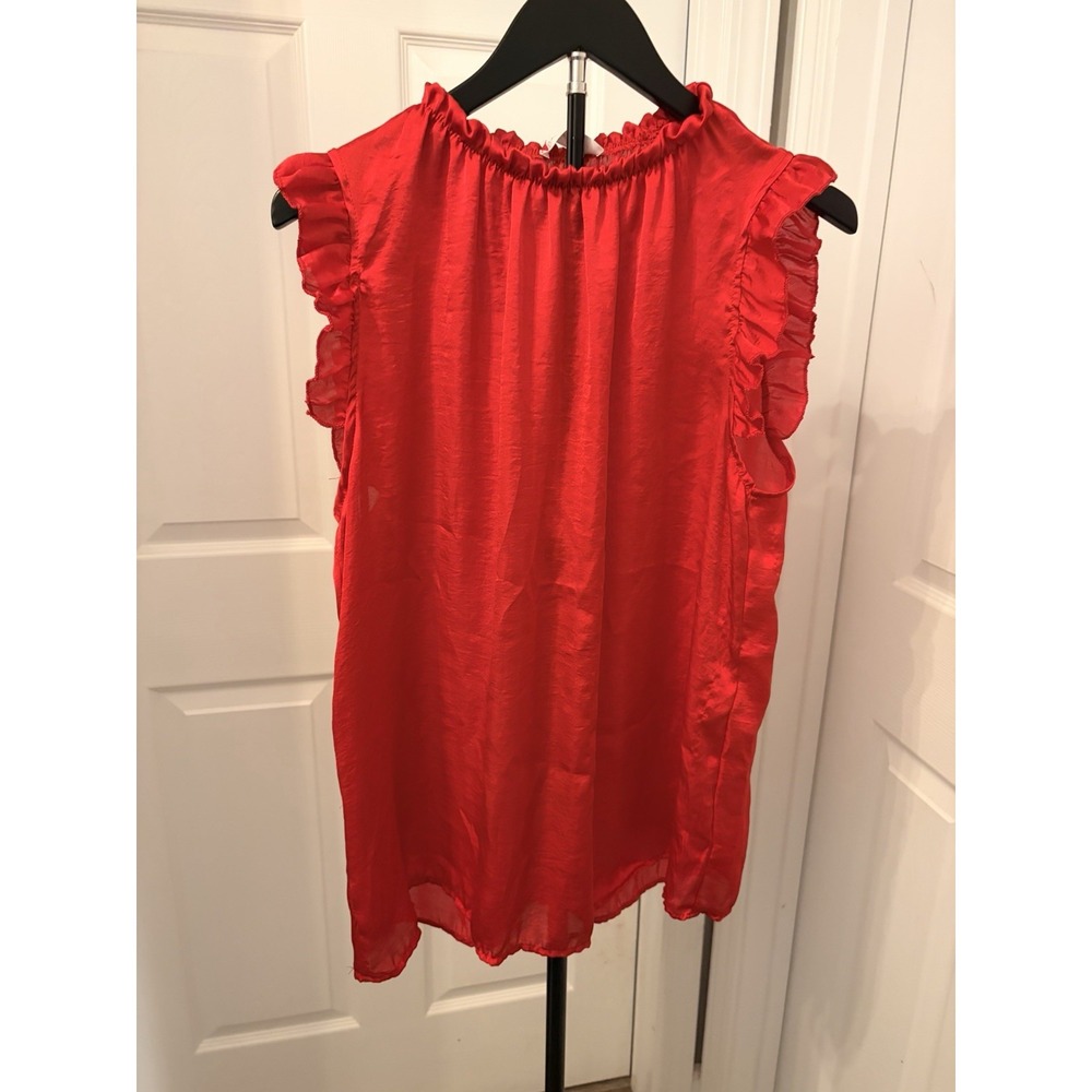 Les Femme Vibrant Red Sleeveless Blouse Ruffled Mock Neck Flutter Sleeves L Chic